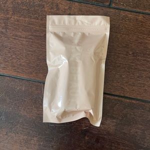 KKW BEAUTY ultralight beams& gloss Lavender